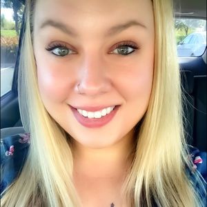 Meet your Posher, Krystal